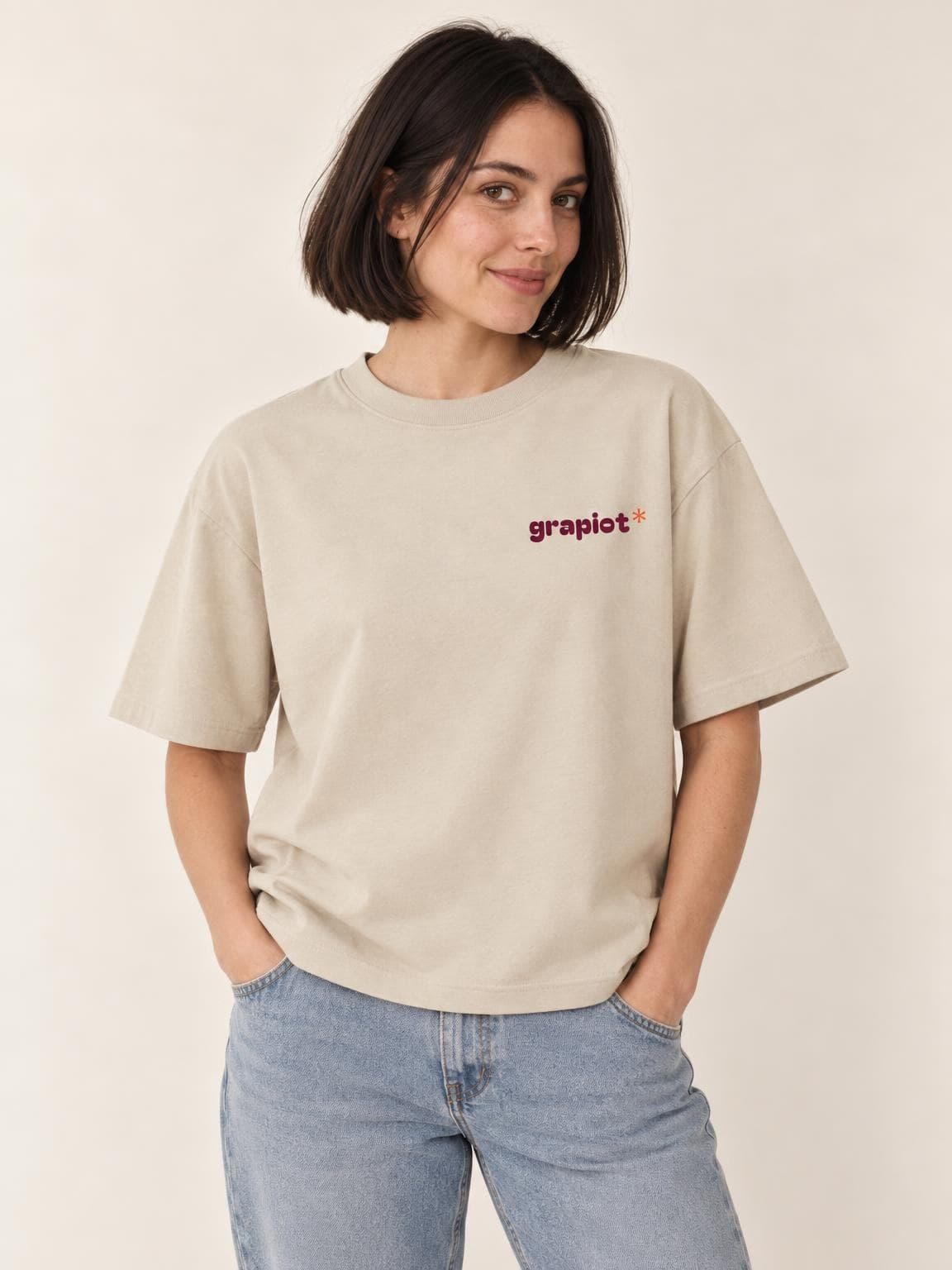 T-shirt vin À ta Santé vu de face, petit logo grapiot