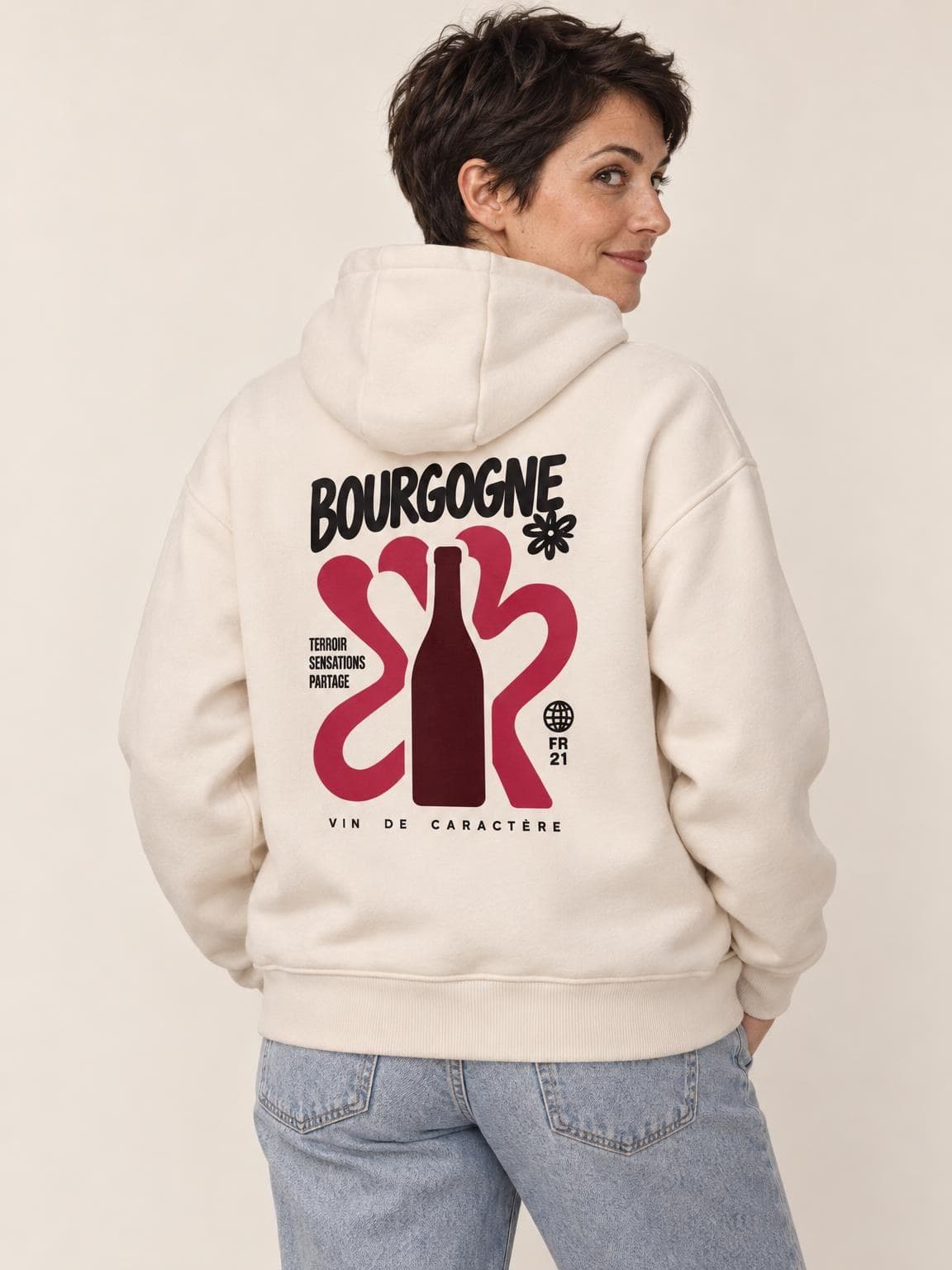 Hoodie vin Bourgogne porté de dos