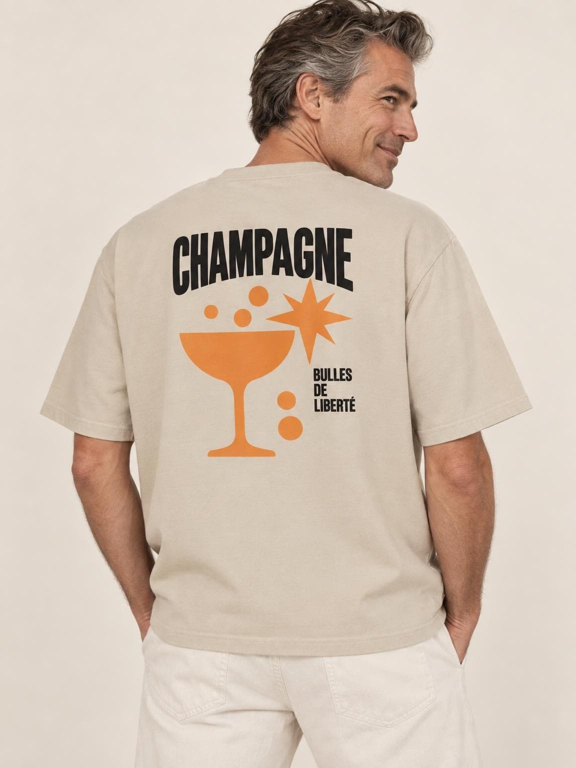 T-shirt vin Champagne porté de dos